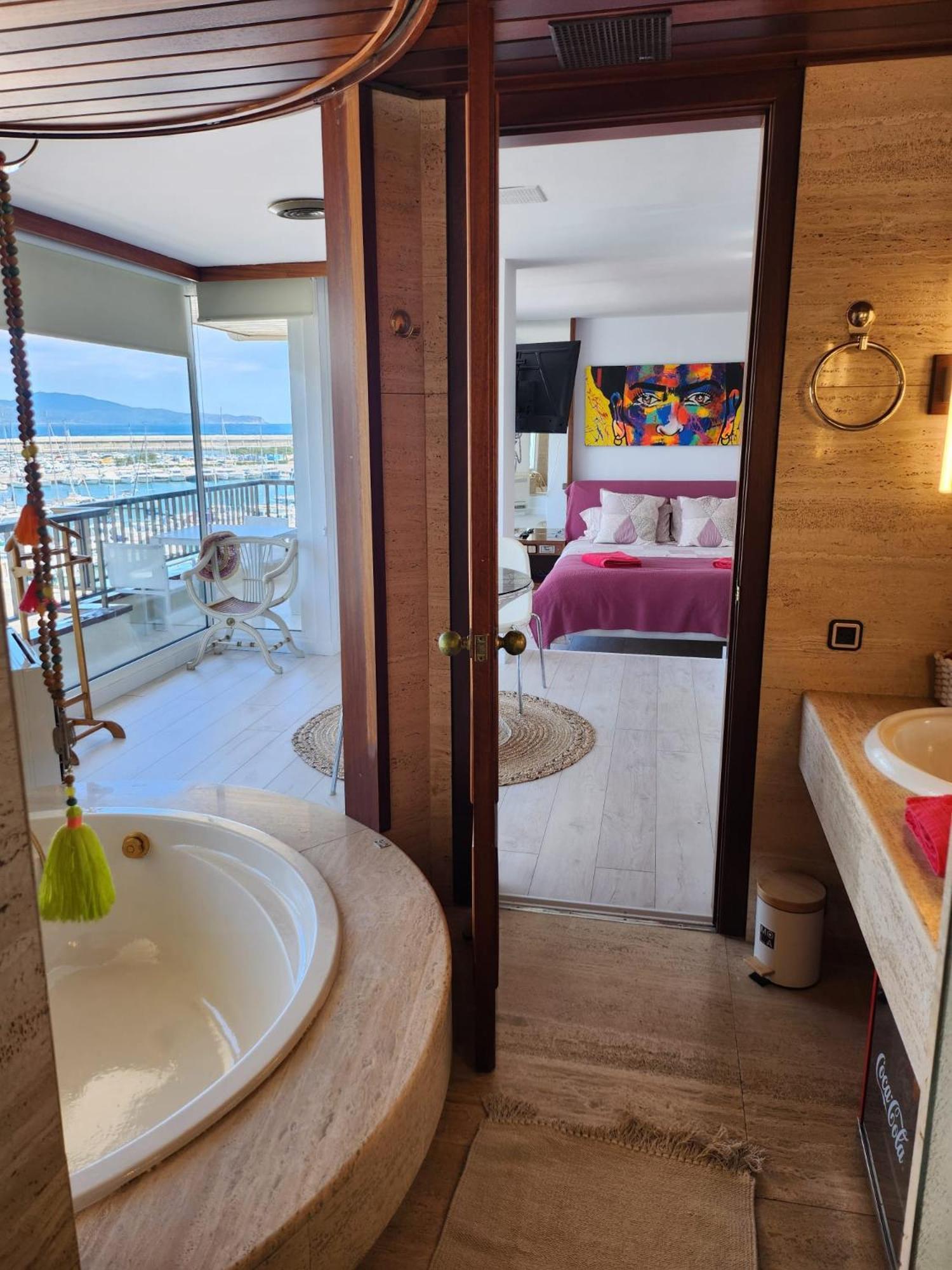 Solo Atico Guest Suites L' Escala Exteriör bild
